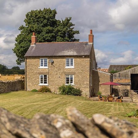 Luxury Farmhouse With Stunning Views And Hot Tub Ebberston Bagian luar foto