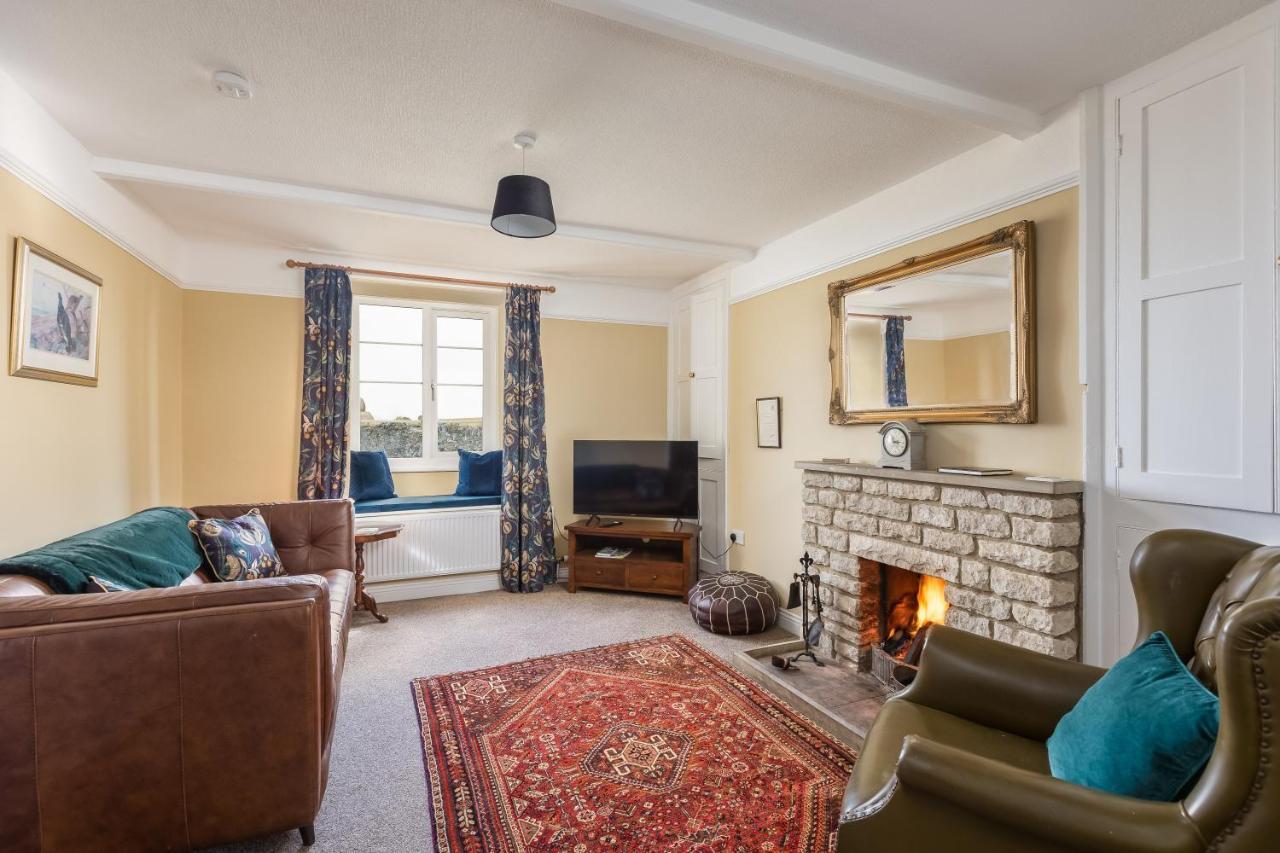 Luxury Farmhouse With Stunning Views And Hot Tub Ebberston Bagian luar foto
