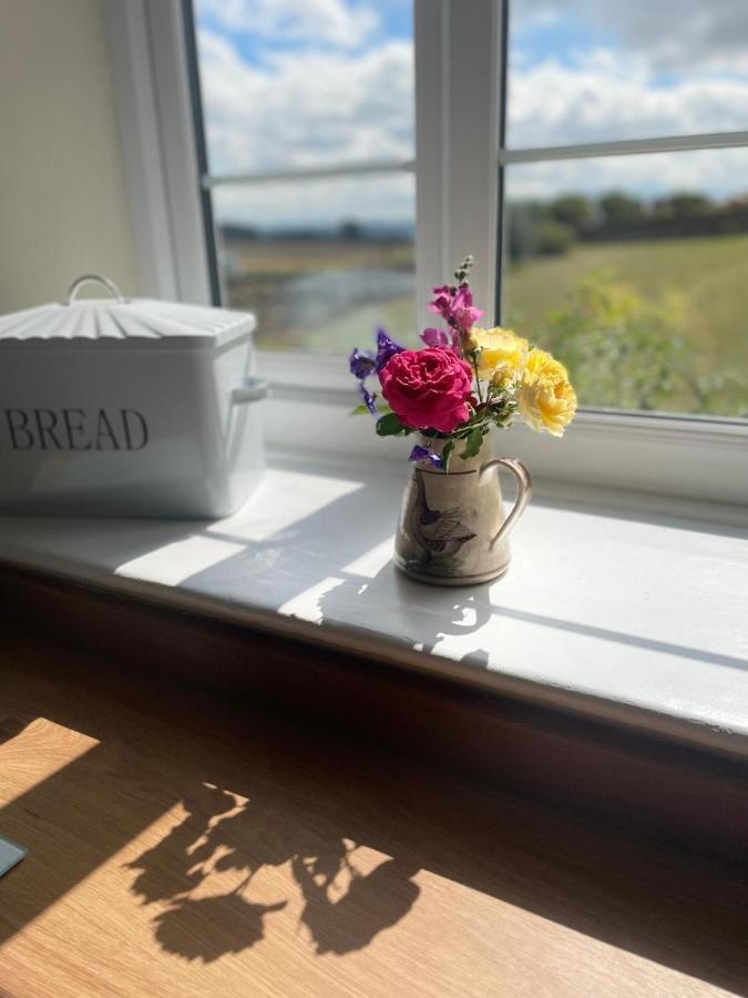 Luxury Farmhouse With Stunning Views And Hot Tub Ebberston Bagian luar foto