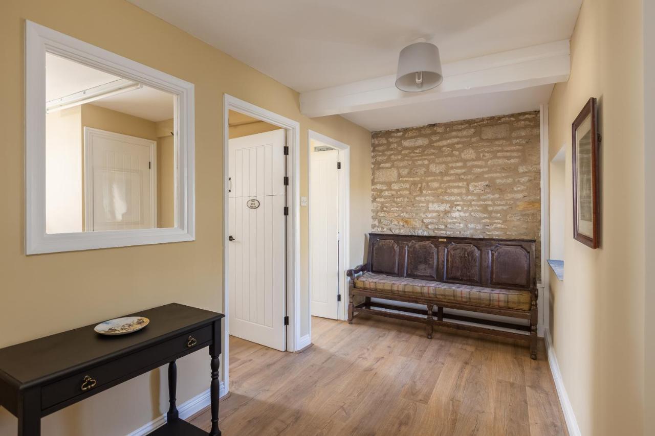 Luxury Farmhouse With Stunning Views And Hot Tub Ebberston Bagian luar foto