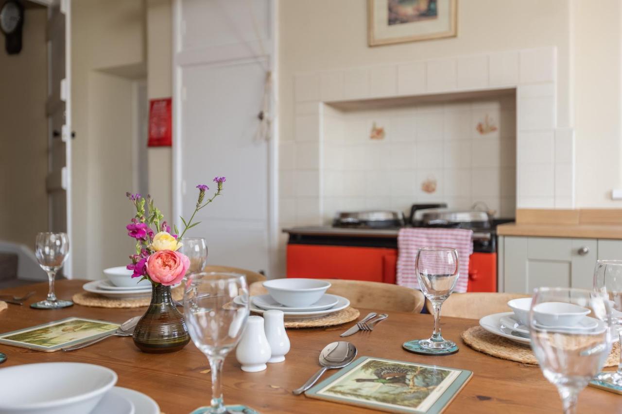 Luxury Farmhouse With Stunning Views And Hot Tub Ebberston Bagian luar foto