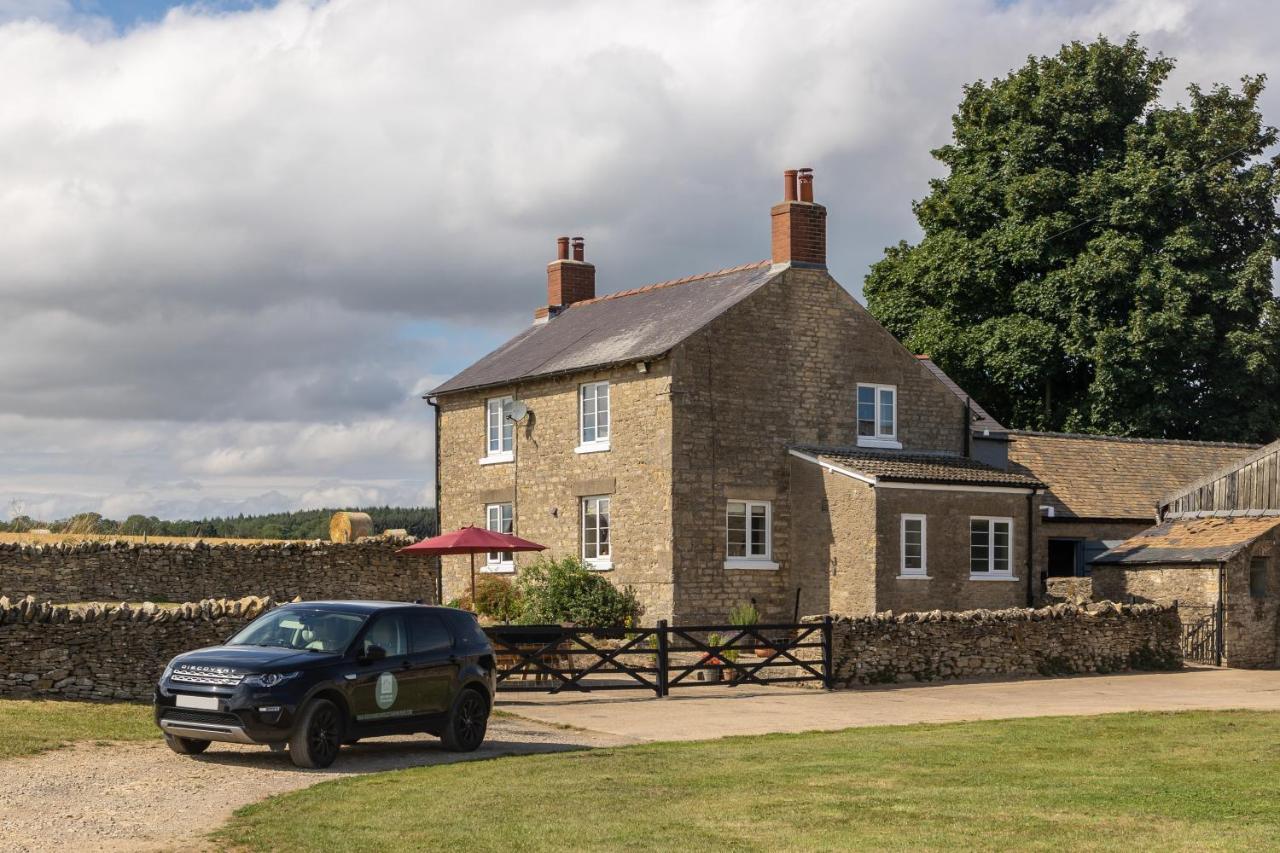 Luxury Farmhouse With Stunning Views And Hot Tub Ebberston Bagian luar foto