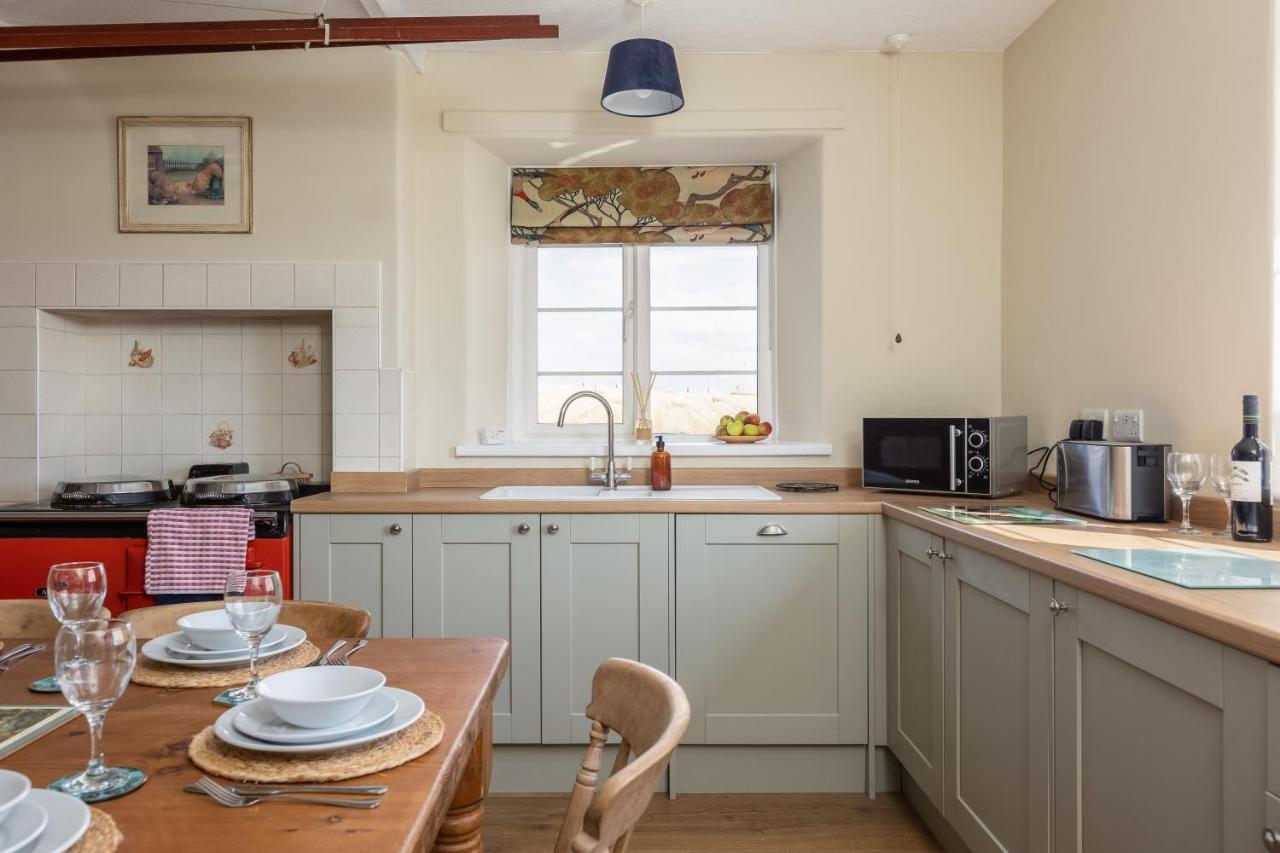 Luxury Farmhouse With Stunning Views And Hot Tub Ebberston Bagian luar foto