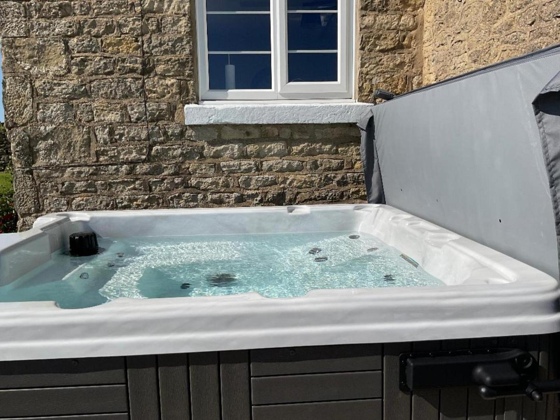 Luxury Farmhouse With Stunning Views And Hot Tub Ebberston Bagian luar foto